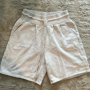 Alo Yoga High-Waist Easy Sweat Short